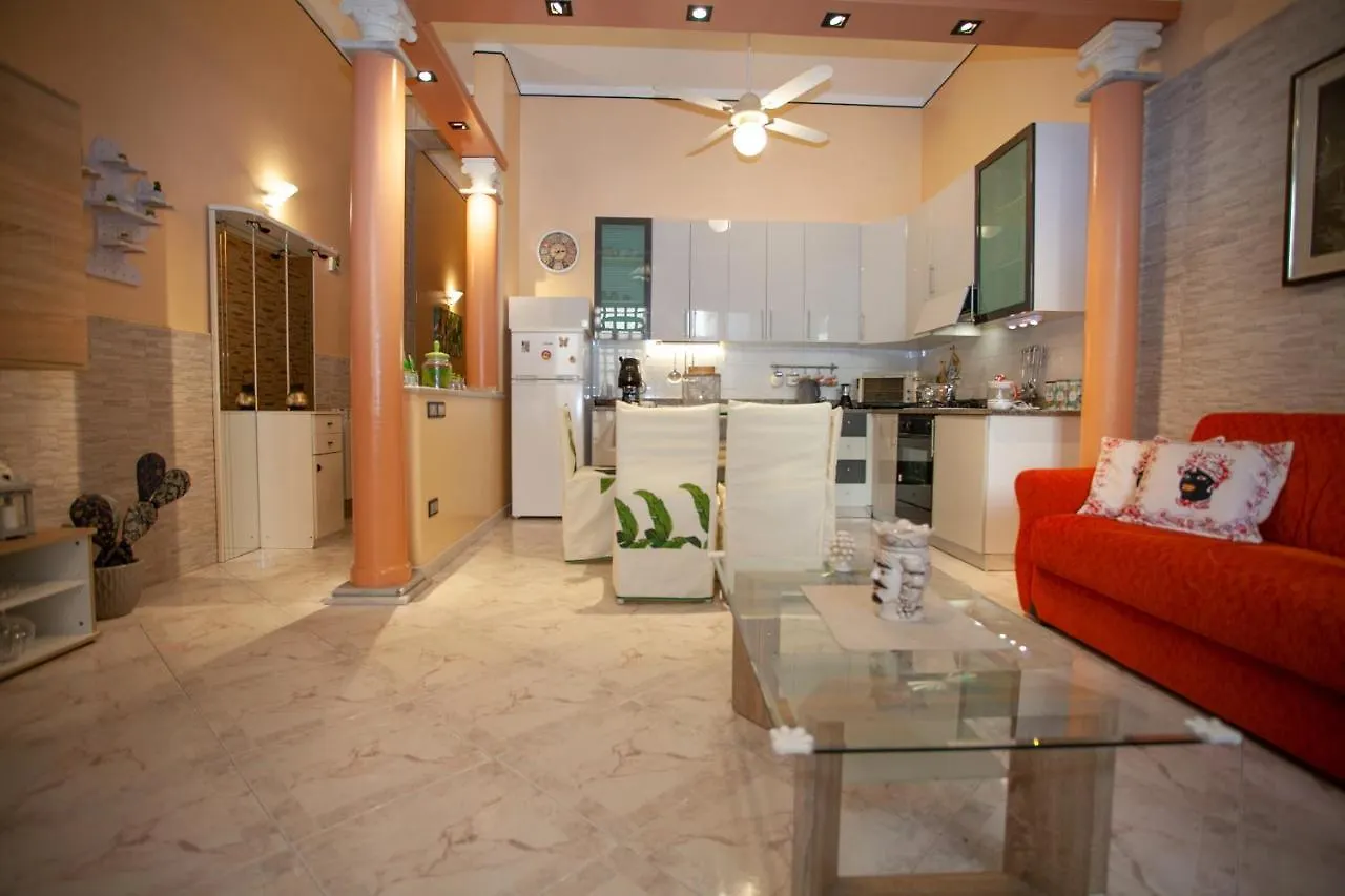 Casa Rosamaria Apartment Giardini Naxos